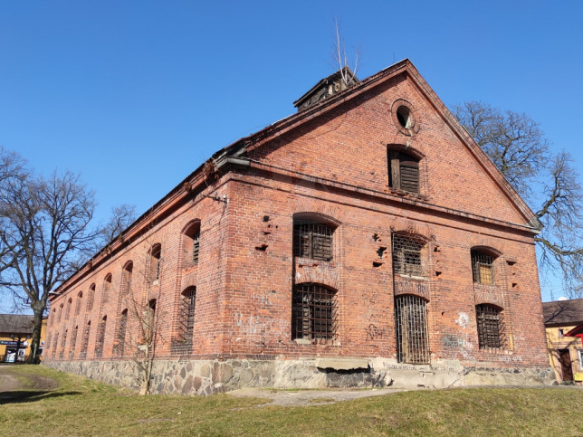 Obiekt Sprzedaż Trzebiatów pl. Lipowy 1